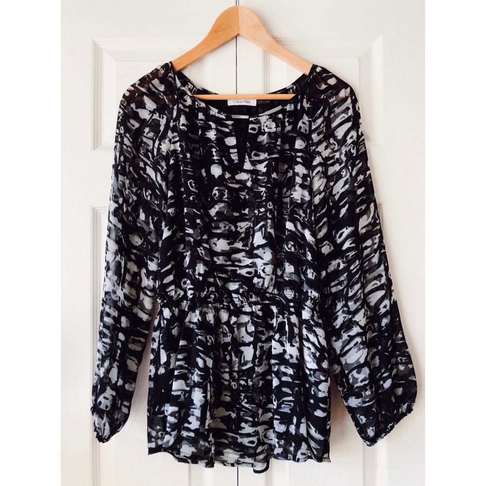 Calvin Klein black white pattern print top